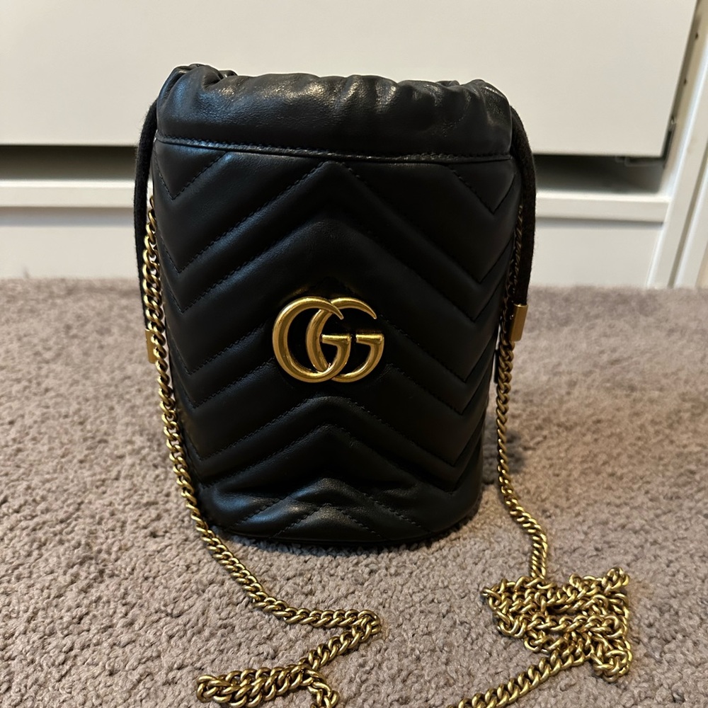GG Marmont Mini Bucket bag